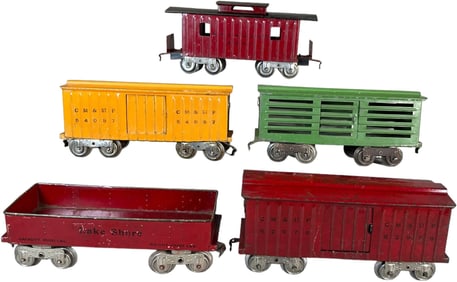 LIONEL 100 SERIES FREIGHT CARS
