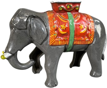 ELEPHANT TUCKED TRUNK STILL BANK