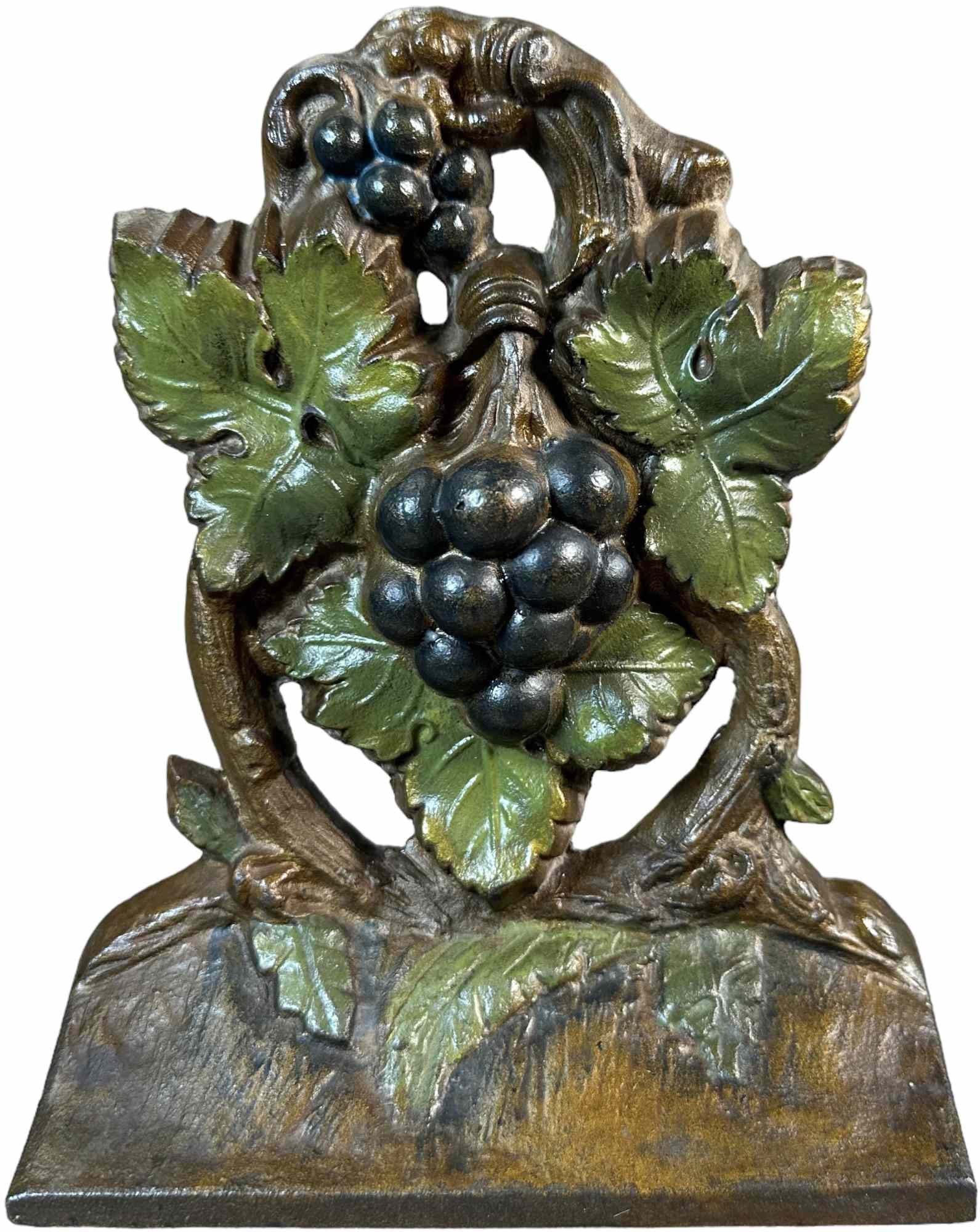 GRAPES DOORSTOP (1 of 4)