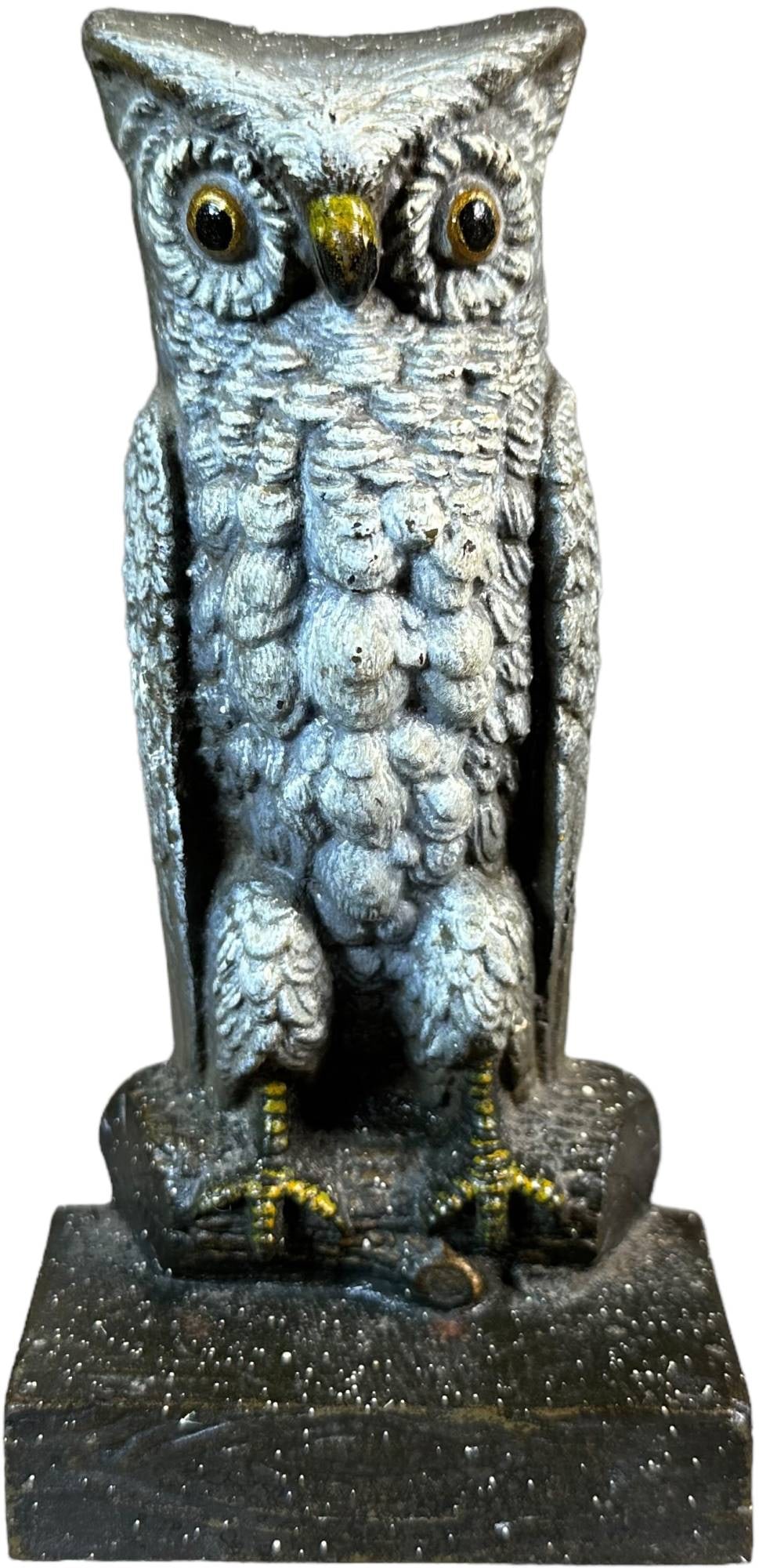 B&H OWL ON STUMP DOORSTOP (1 of 5)