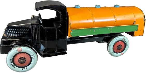 CHEIN HERCULES MACK OIL TANK TRUCK