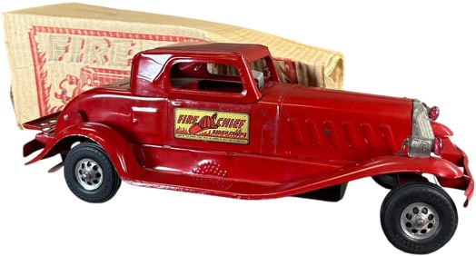 GIRARD BOXED FIRE CHIEF CAR