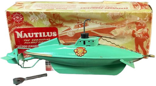 BOXED ENGLISH DISNEY NAUTILUS SUBMARINE