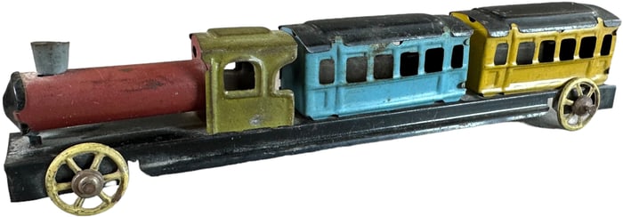 PASSENGER TRAIN PENNY TOY