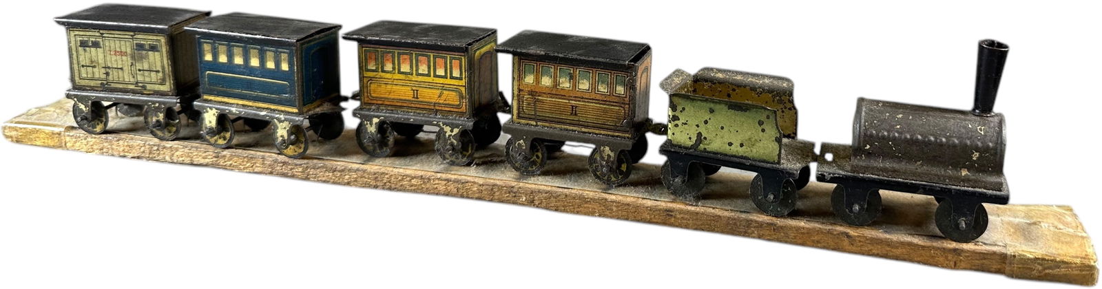 EARLY GERMAN TRAIN SET PENNY TOY (1 of 8)