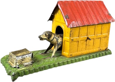 HMN DOG KENNEL ARTICULATED PENNY TOY