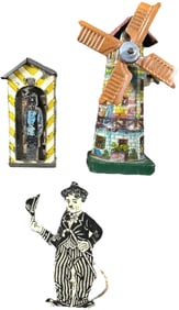 LAPEL PIN W/ WINDMILL & GUARDHOUSE PENNY TOYS