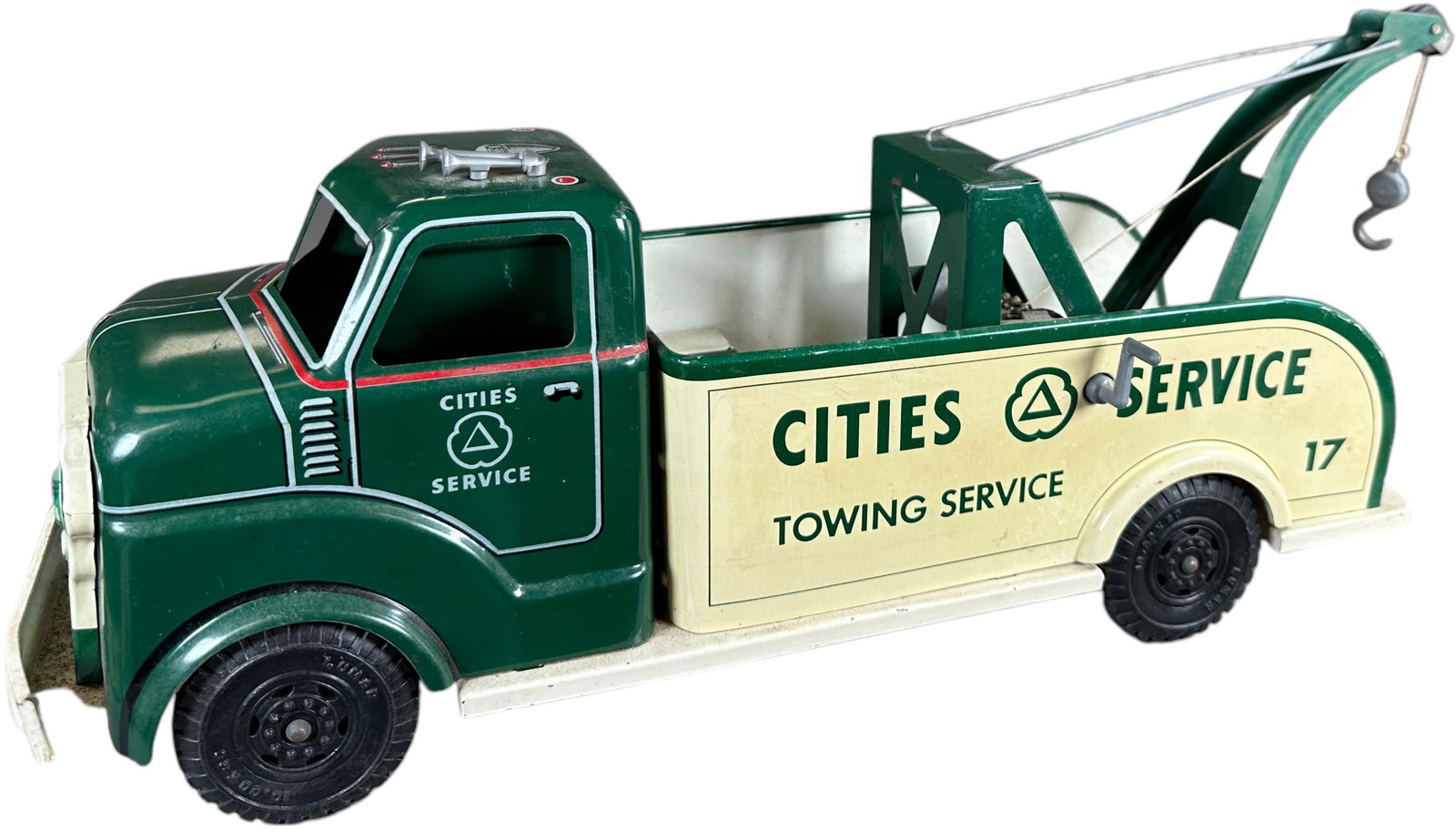 MARX CITIES SERVICE TOW TRUCK: 457. MARX CITIES SERVICE TOW TRUCK | 18" l. | (Pristine Condition) | $100 - $200