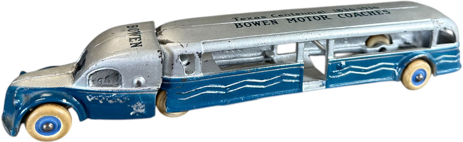 TEXAS CENTENNIAL BOWEN MOTOR COACH (1 of 9)