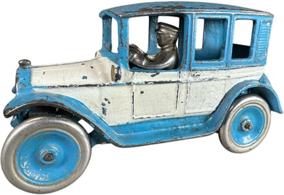 ARCADE WHITE & BLUE BIRD TAXI CAB