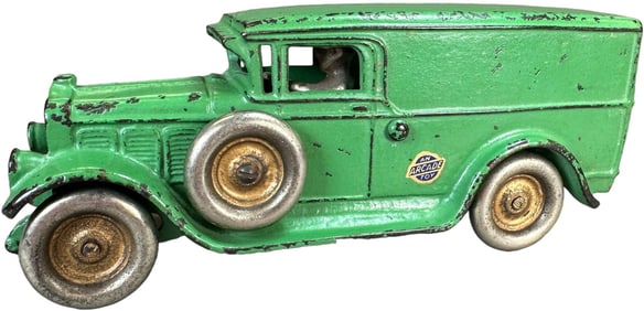 ARCADE WHITE DELIVERY PANEL VAN