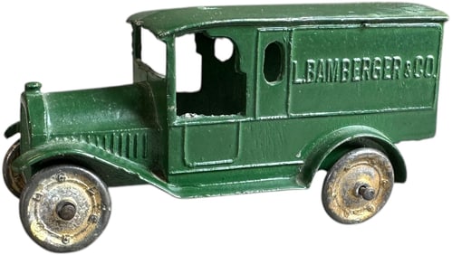 TOOTSIETOY FEDERAL VAN BAMBERGERS
