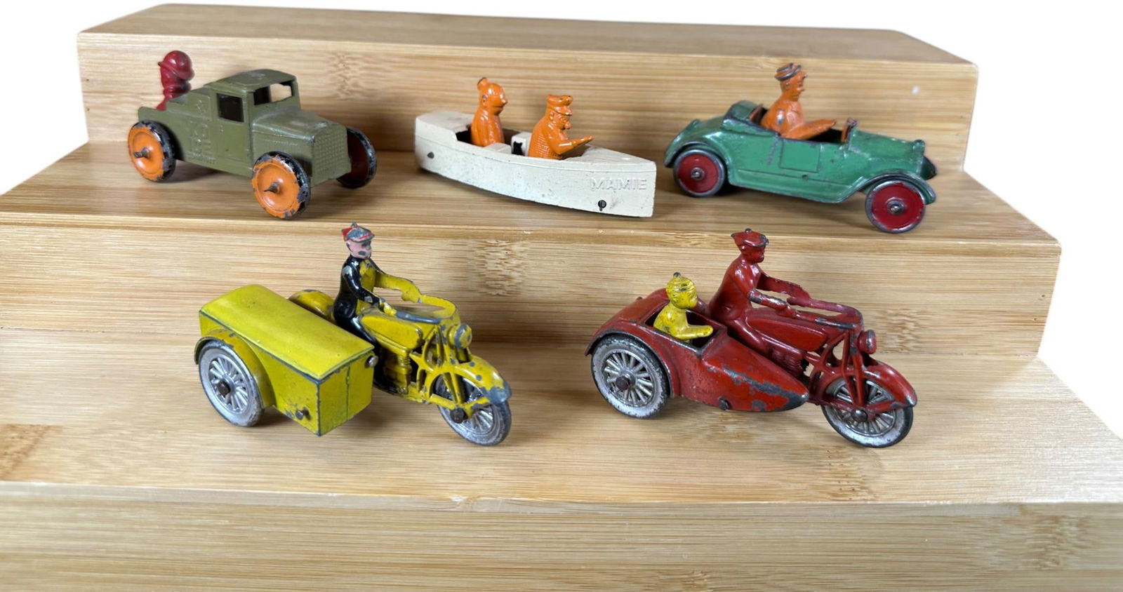 TOOTSIETOY COMIC VEHICLES (1 of 4)