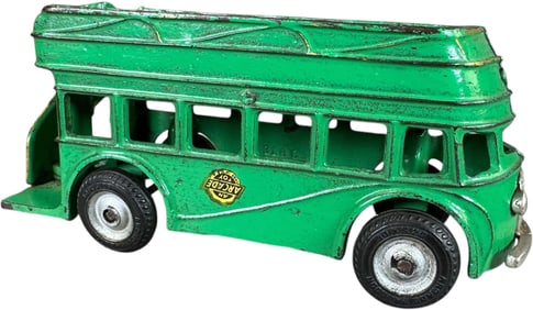 ARCADE DOUBLE DECKER BUS