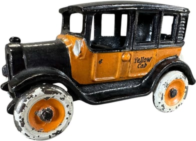 SMALL ARCADE YELLOW TAXI CAB