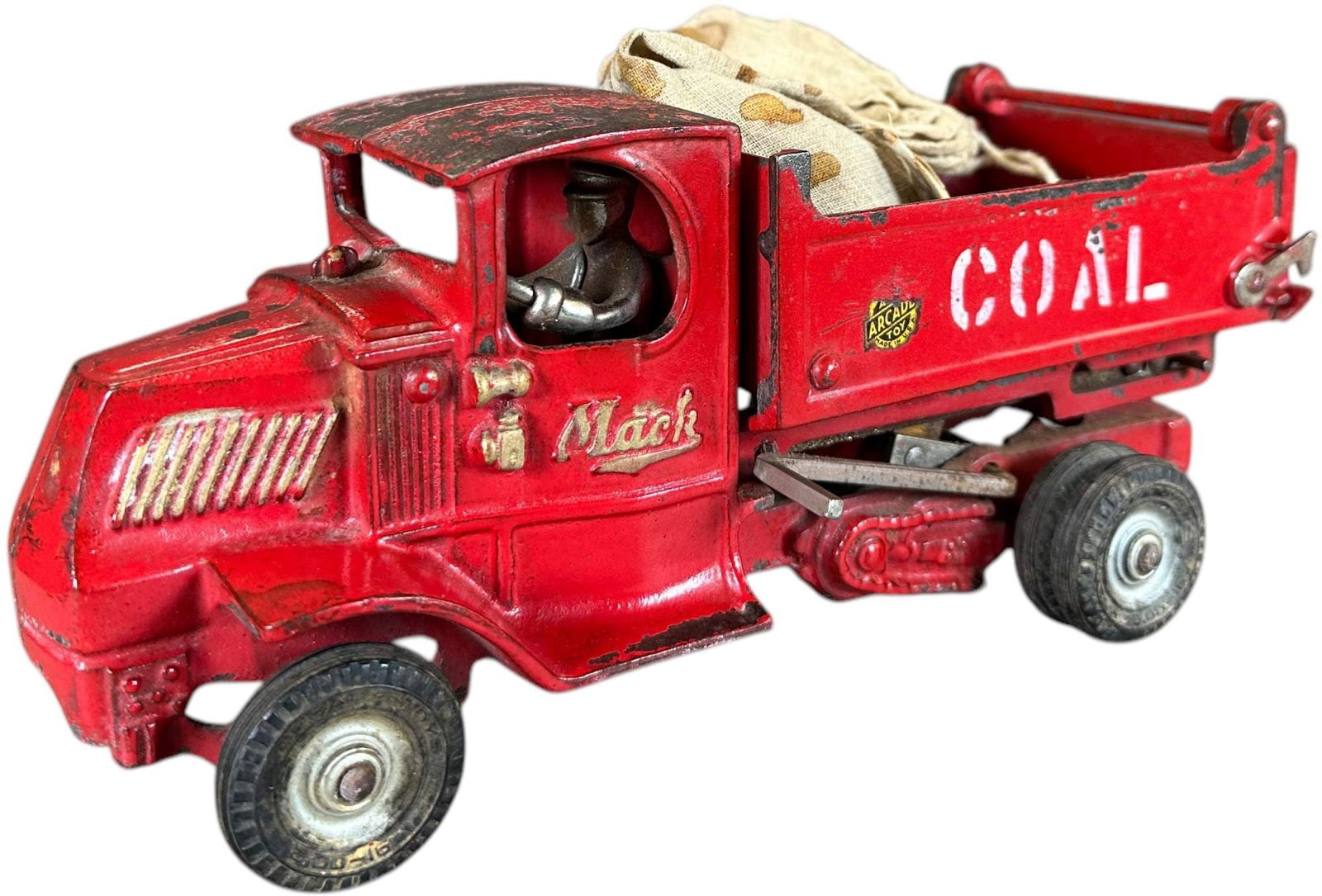 ARCADE MACK COAL HIGH DUMP (1 of 9)