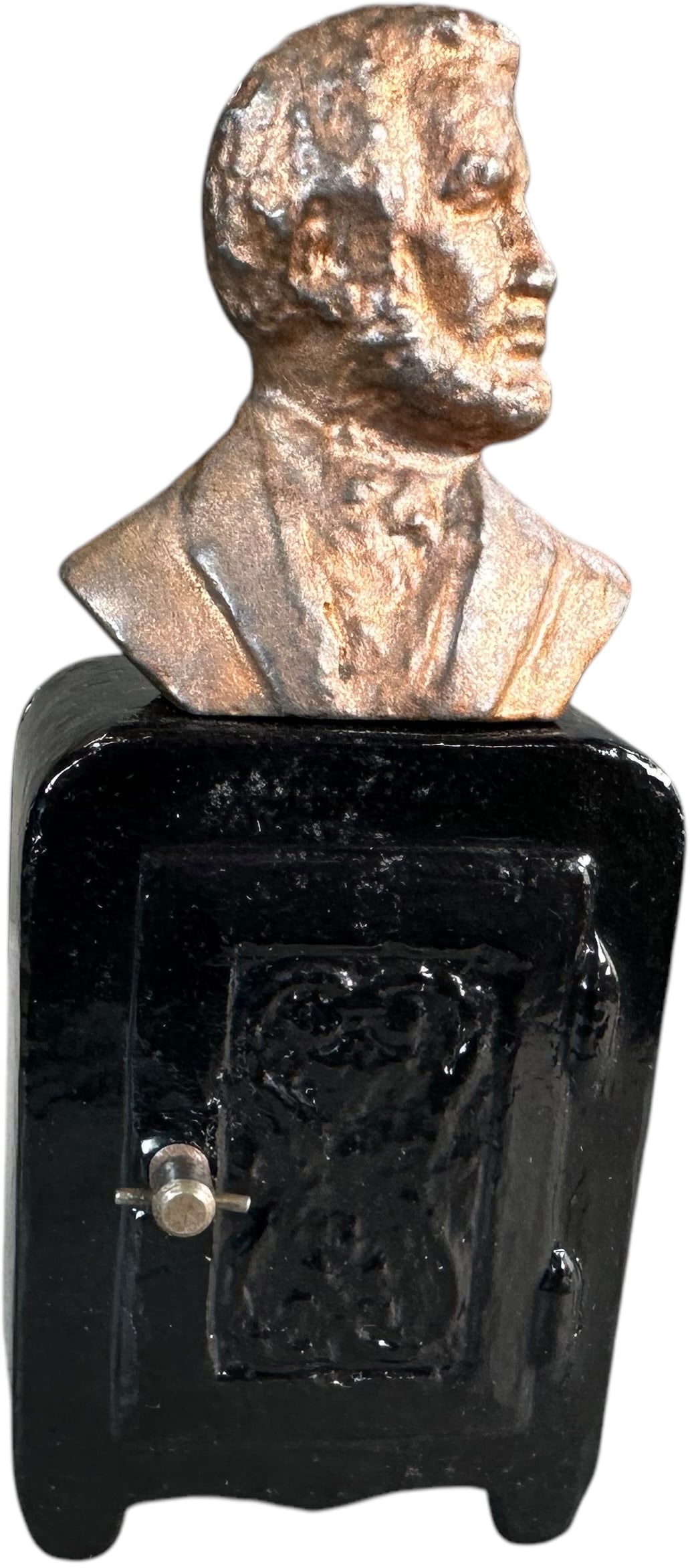 LINCOLN BUST SAFE STILL BANK (1 of 5)