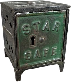 SMALL STAR SAFE STILL BANK
