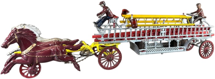 IDEAL MFG HOOK & LADDER WAGON