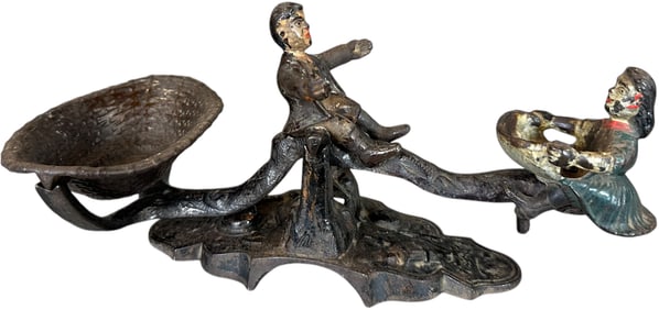 IVES CAST IRON CANDY SCALE