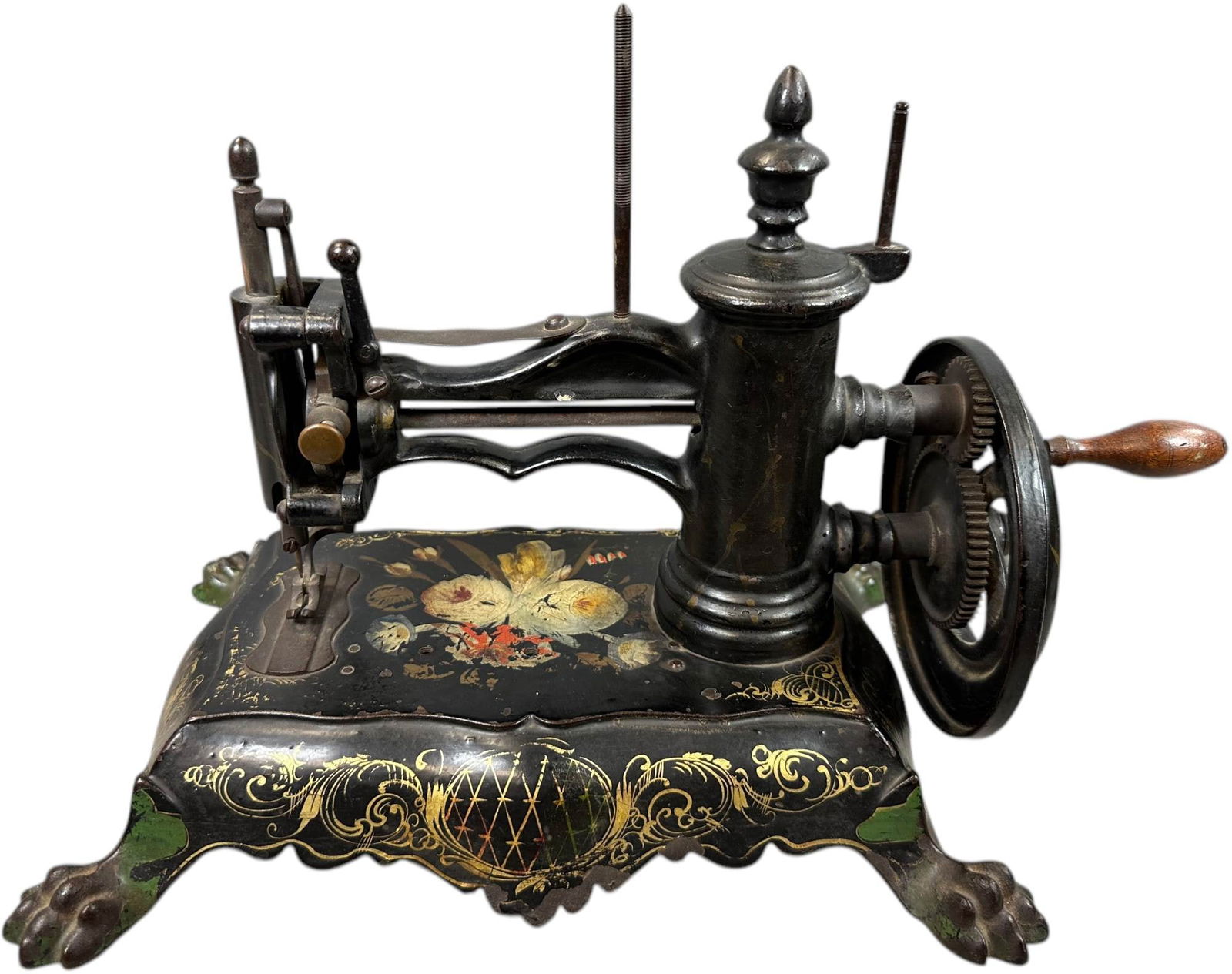 DETAILED STENCILING CAST IRON SEWING MACHINE (1 of 5)