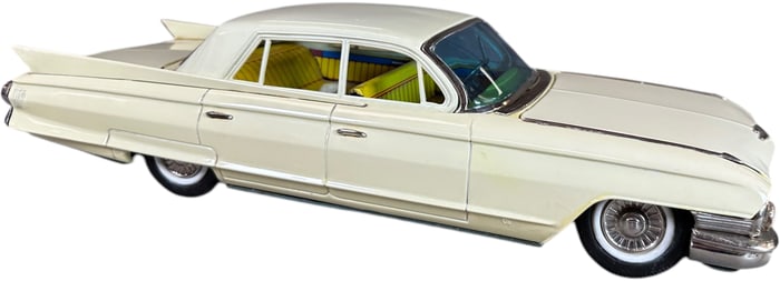 SSS TOKYO 1961 CADILLAC SEDAN