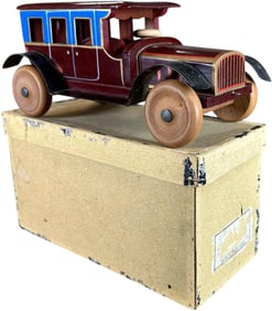 BOXED PRE-WAR JAPANESE TIN/WOODEN LIMOUSINE