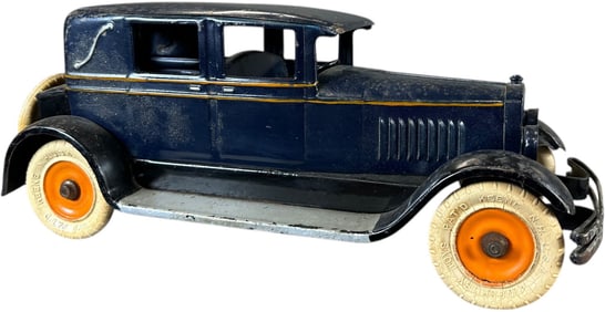 KINGSBURY BROUGHAM SEDAN 345