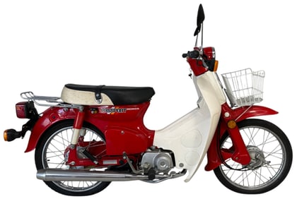 1982 HONDA PASSPORT C70 MOTOR SCOOTER