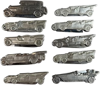 GROUPING OF AUTOMOBILE POCKET KNIVES