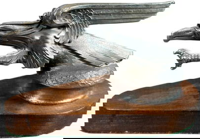 FLYING EAGLE SCREW-ON RADIATOR CAP ORNAMENT