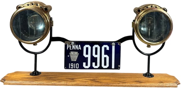 PA 1910 LICENSE PLATE & HEADLAMPS DISPLAY