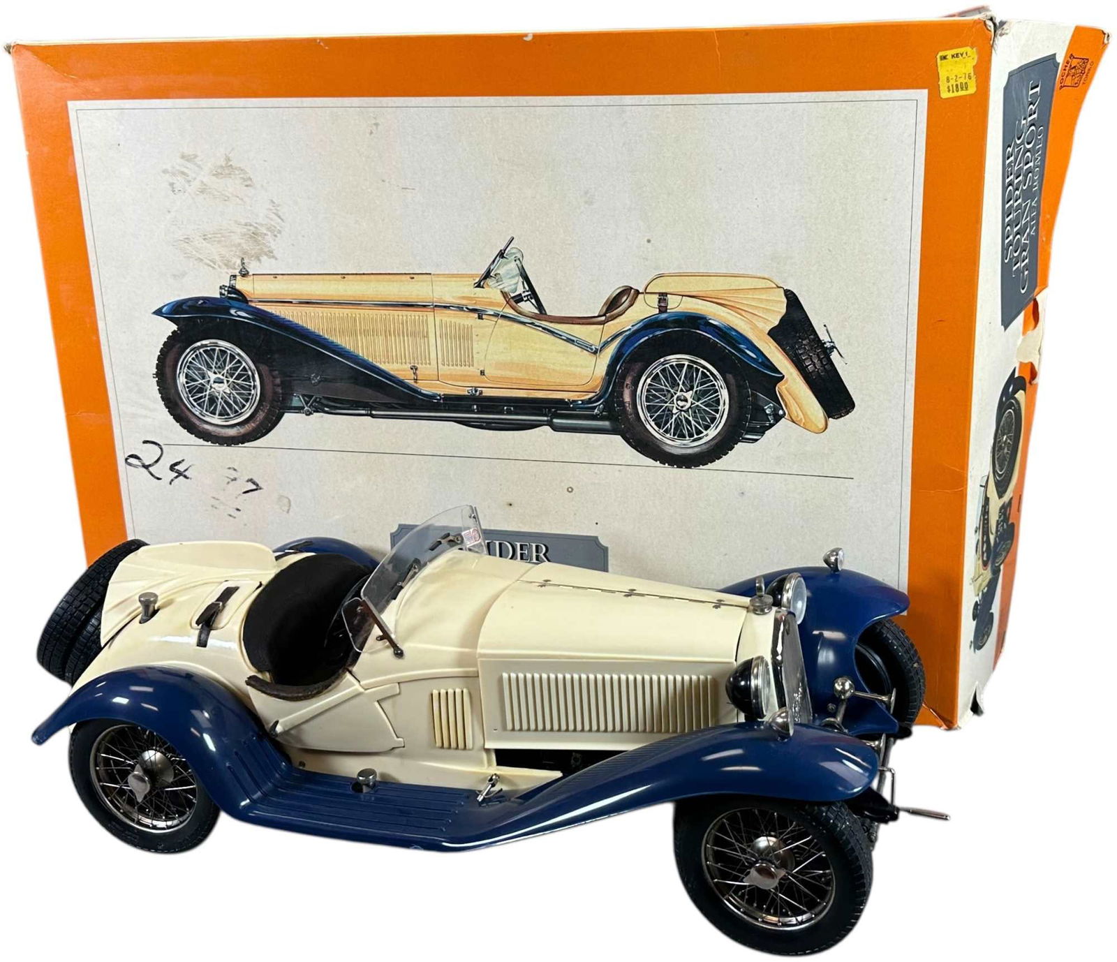 POCHER ALFA ROMEO SPIDER TOURING SCALE MODEL (1 of 10)
