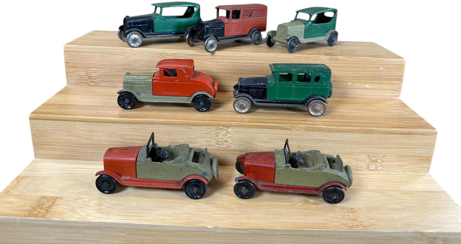 TOOTSIETOY GM SERIES AUTOS (1 of 5)