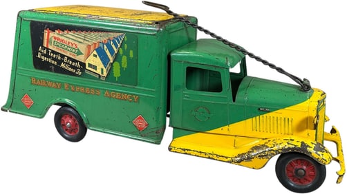 BUDDY L WRIGLEY INTERNATIONAL DELIVERY TRUCK