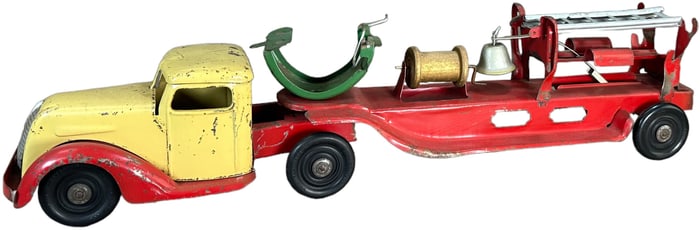 TURNER TOYS AERIAL LADDER TRUCK