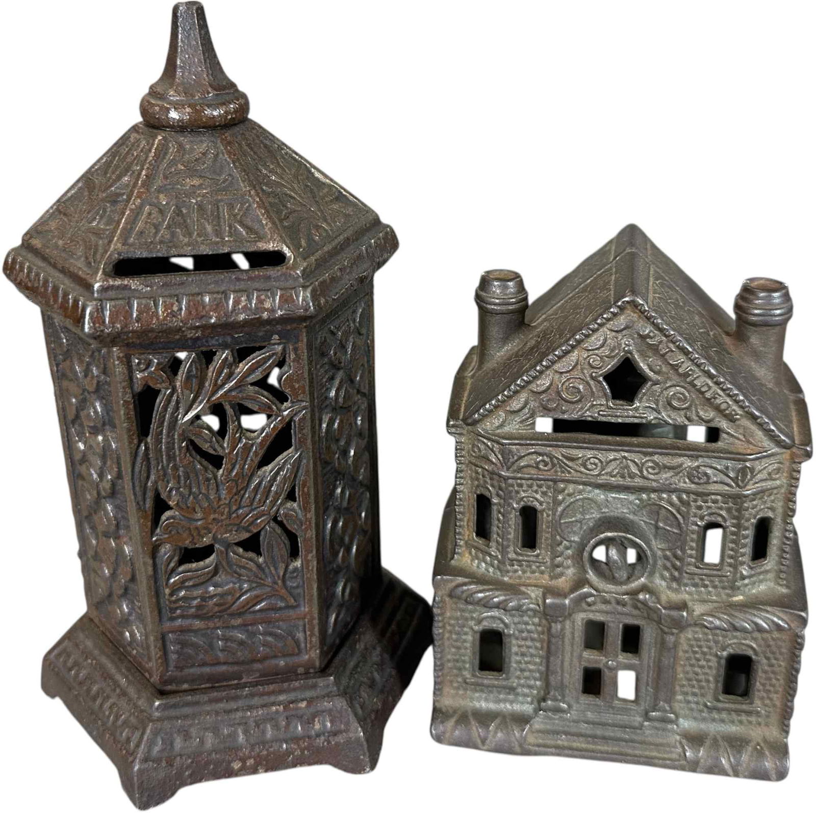 SPACE HEATER & VICTORIAN HOUSE STILL BANKS (1 of 4)