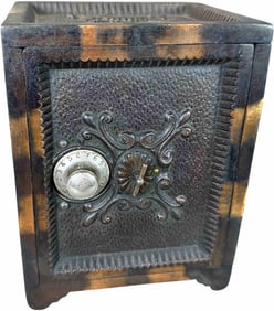 MEDALLION SAFE COPPER PLATED STILL BANK
