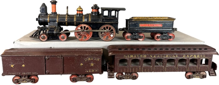 IVES FLOOR TRAIN FREIGHT SET