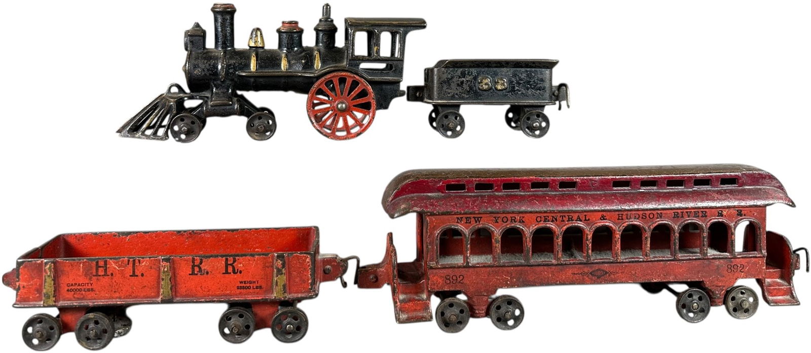 HARRIS CAST IRON FLOOR TRAIN (1 of 4)