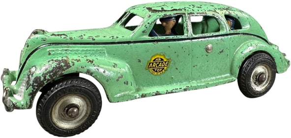 SCARCE ARCADE 1940 SEDAN
