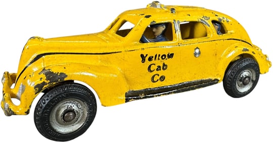 ARCADE 1940S YELLOW CAB