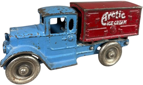 KILGORE ARTIC ICE CREAM TRUCK