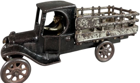 ARCADE 1-TON FORD STAKE TRUCK