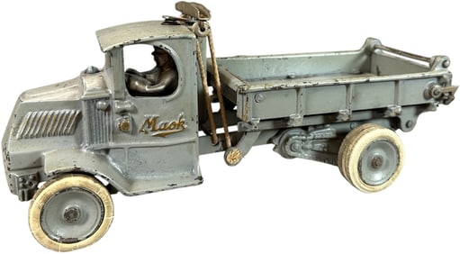 ARCADE MACK T-BAR DUMP TRUCK