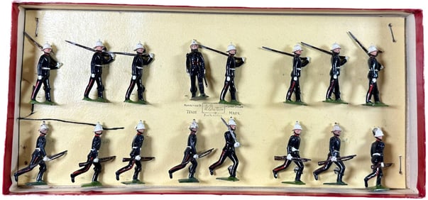 BOXED BRITAINS #1284 ROYAL MARINES SET