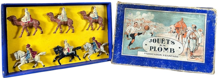 BOXED FRENCH HOLLOWCAST MIDDLE EAST FIGURES