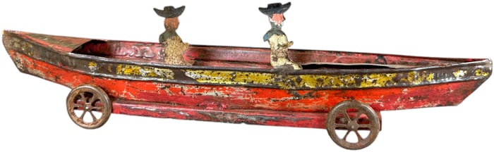 EARLY TINPLATE BOAT W/ FIGURES