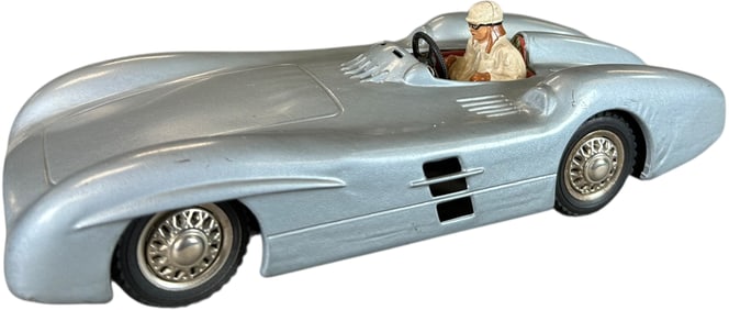JNF MERCEDES RACER