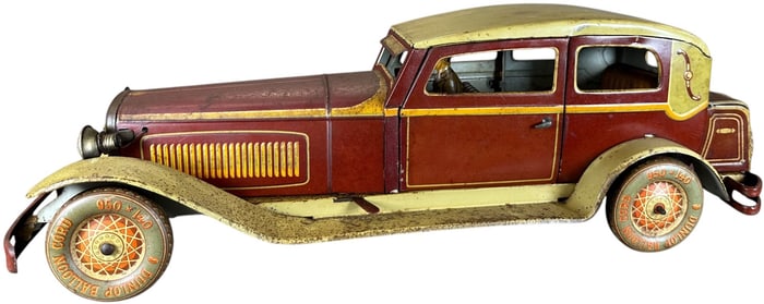 LARGE TIPPCO LIMOUSINE W/ ELECTRIC HEADLIGHTS